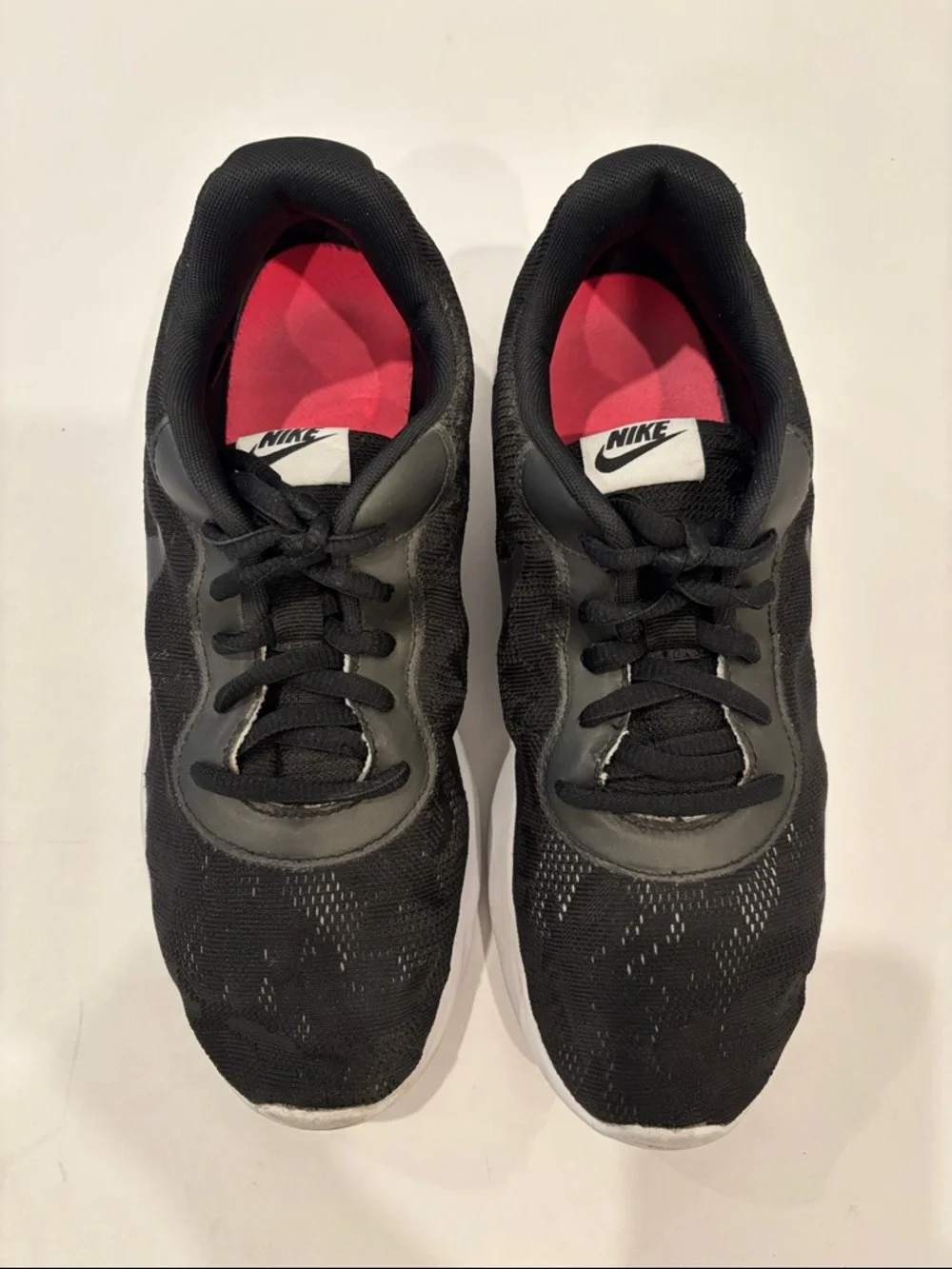 Nike Black Lace Sneakers with Pink Insoles - Picture 13 of 14